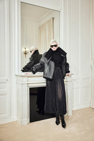 Look 12